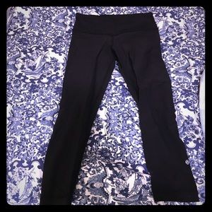 Lululemon crop leggings